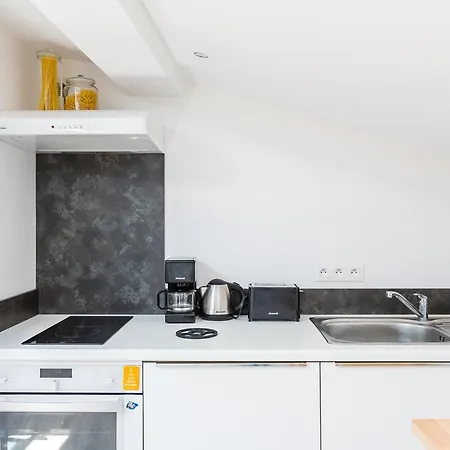 Clublord - Charming Studio Next To The Tram Station * Bordeaux